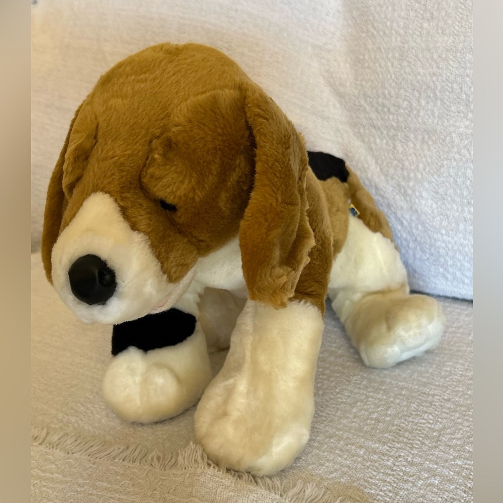Build-A-Bear Brown and White Beagle Stuffed Dog